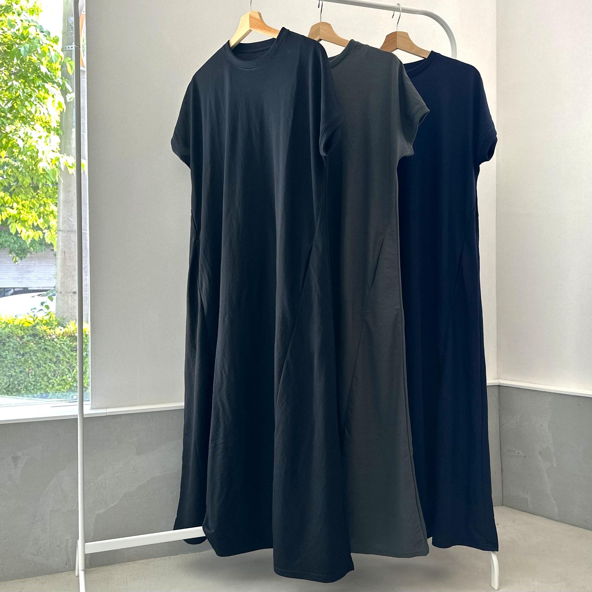 【接触冷感】ボトルネックフレアーワンピース【3色展開】