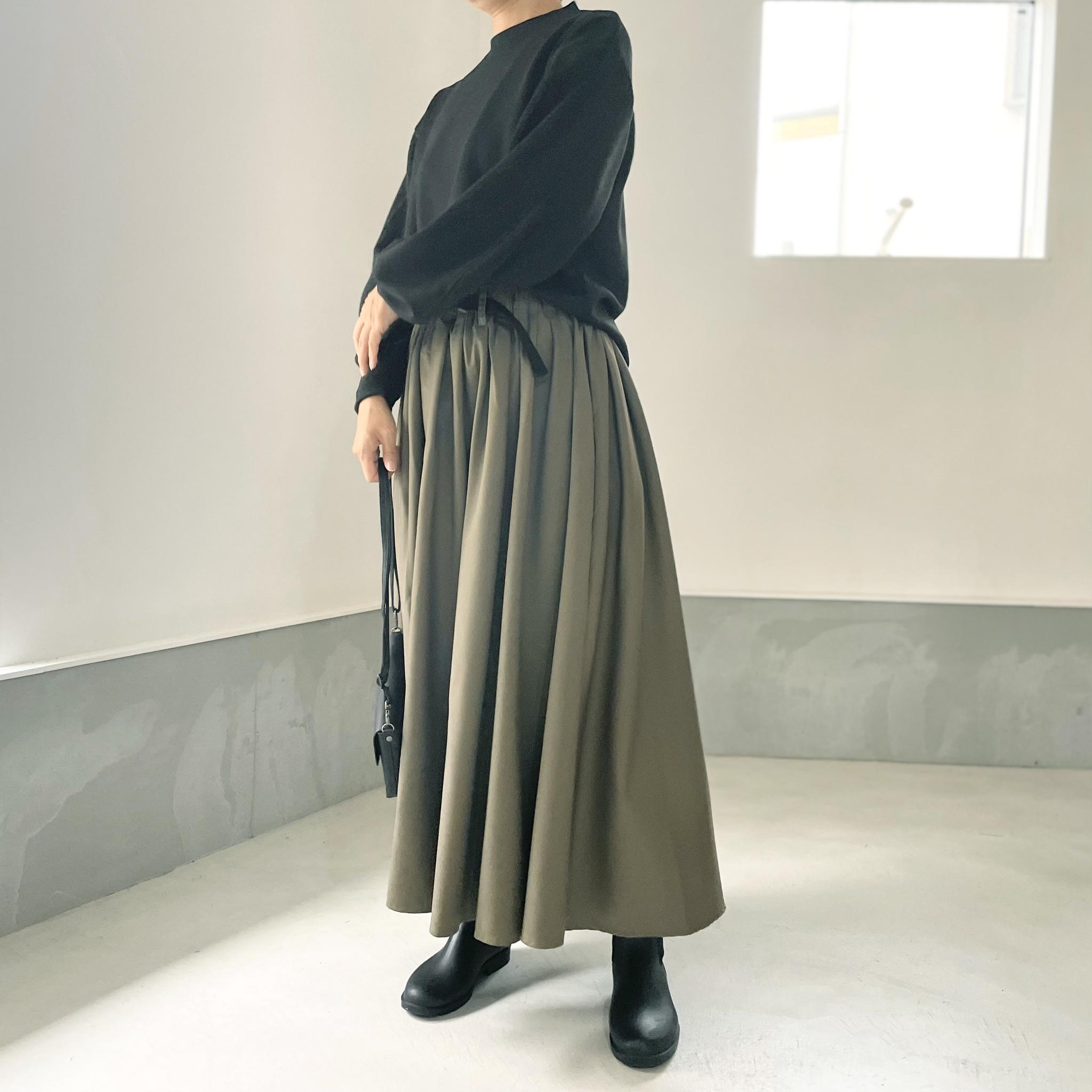 Aライン ベルト付 タックスカート【カーキ】1枚目の画像
