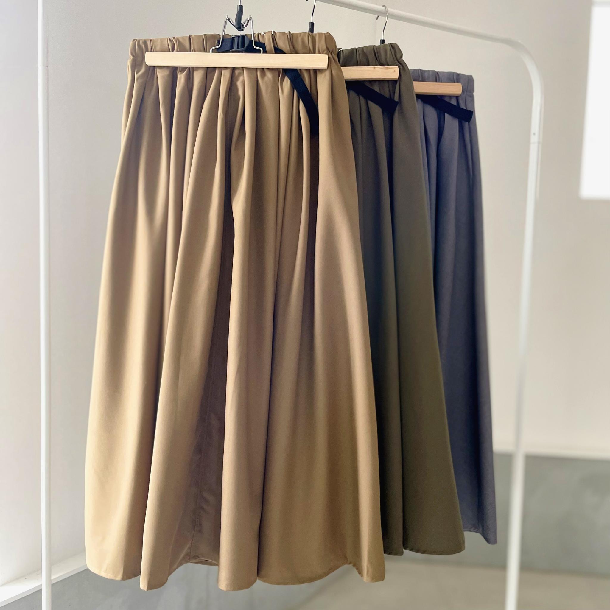 Aライン ベルト付 タックスカート【3色展開】1枚目の画像