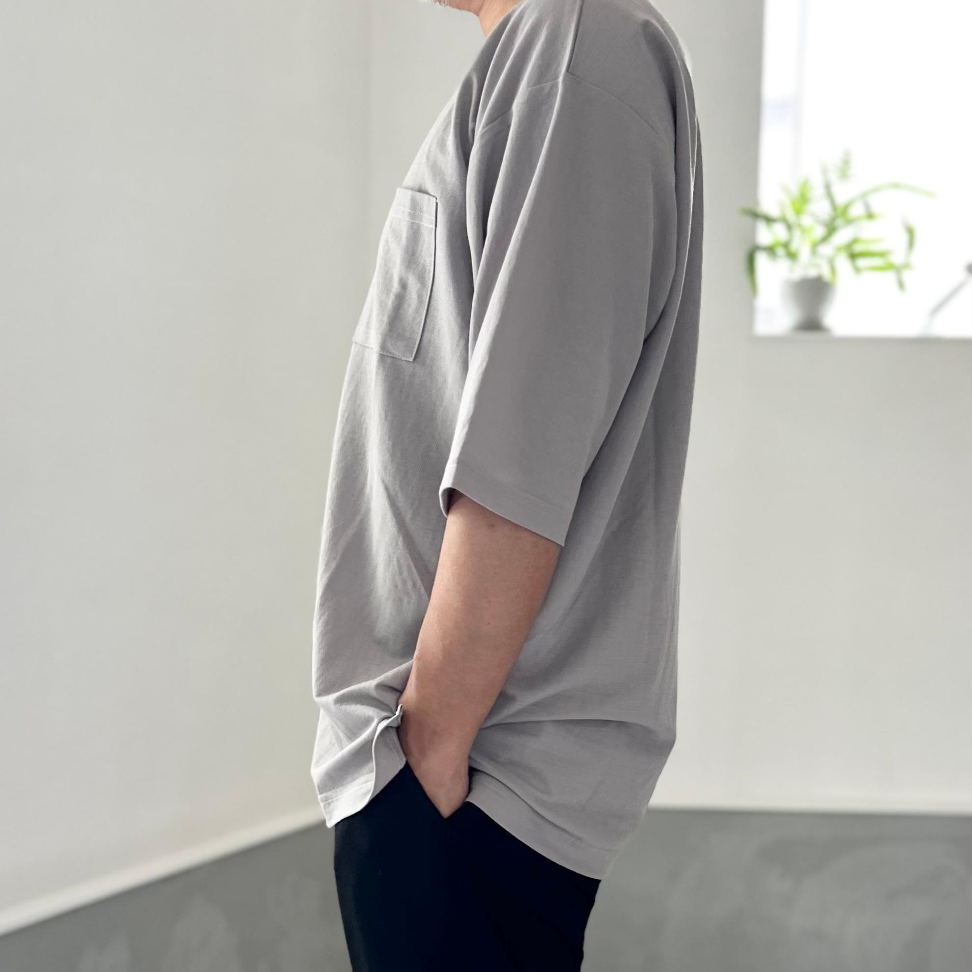 【接触冷感】ユニセックス　サイドスリット ポケット付 ルーズフィット Tシャツ【グレー】『2025新作』 | 2枚目
