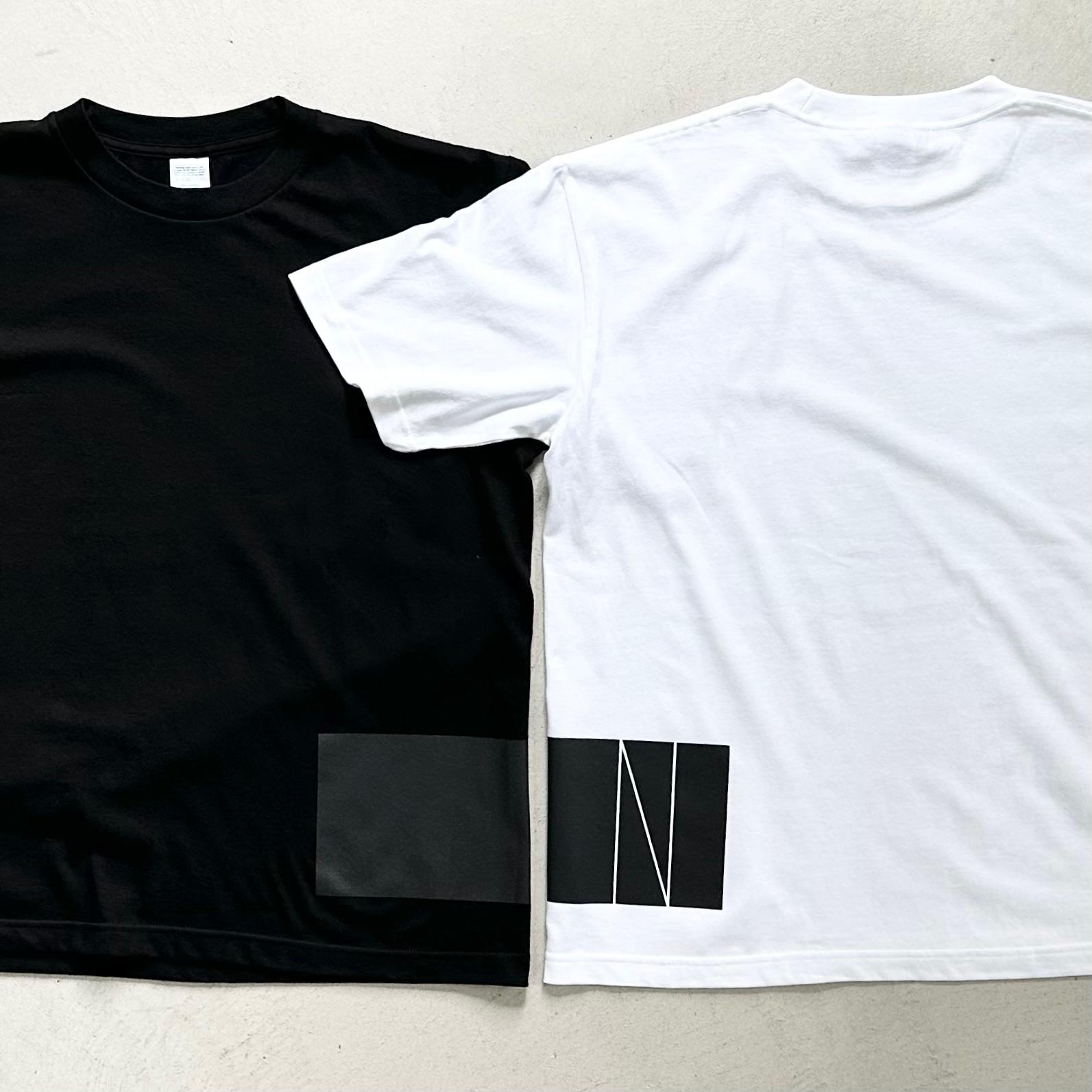 【ユニセックス】サイドプリント-5th ビッグシルエットTシャツ【2色展開】1枚目の画像