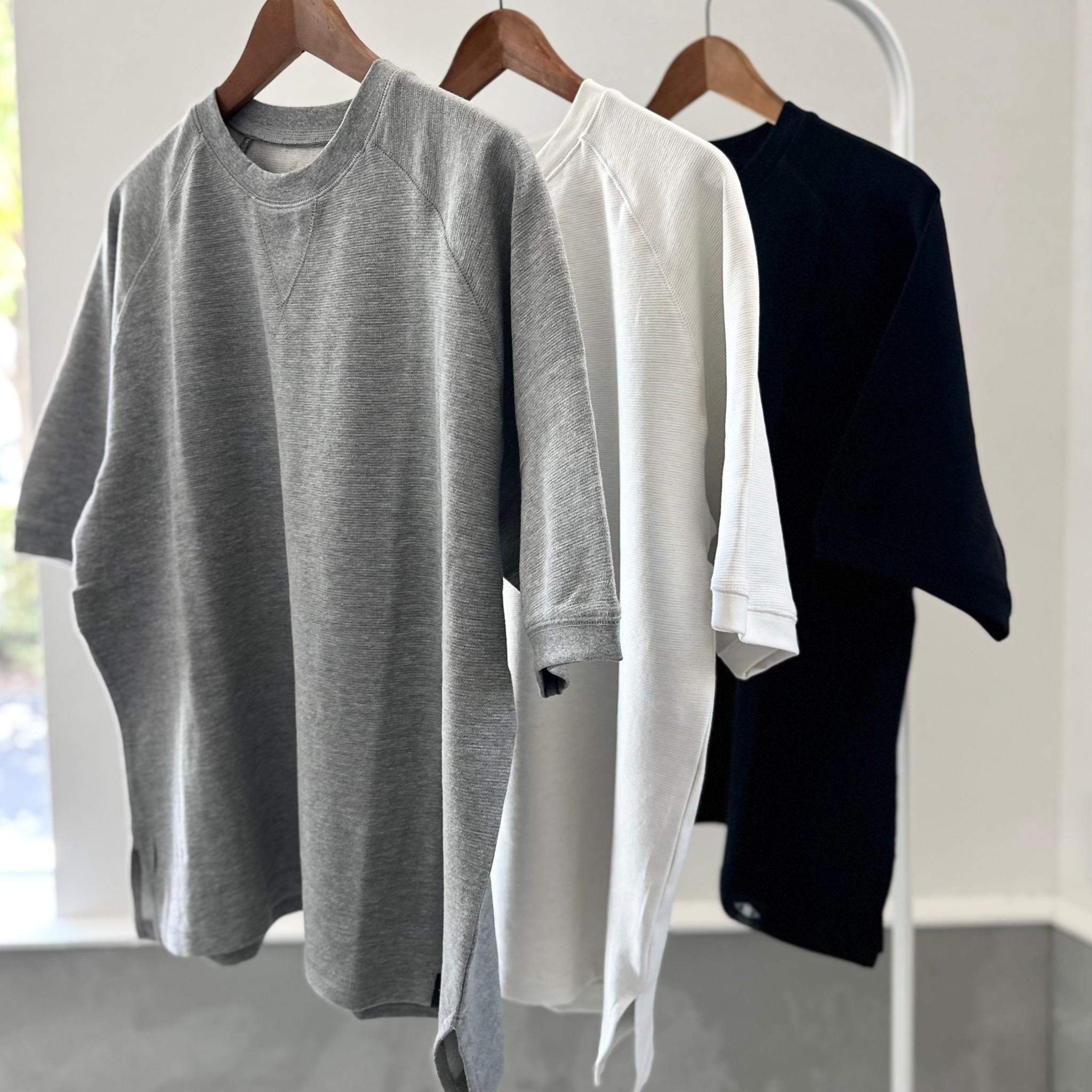 『2025秋♪新作』【ユニセックス】サイドスリット ガゼット付 ラグランスリーブ ビッグシルエットTシャツ【グレー】 | 10枚目