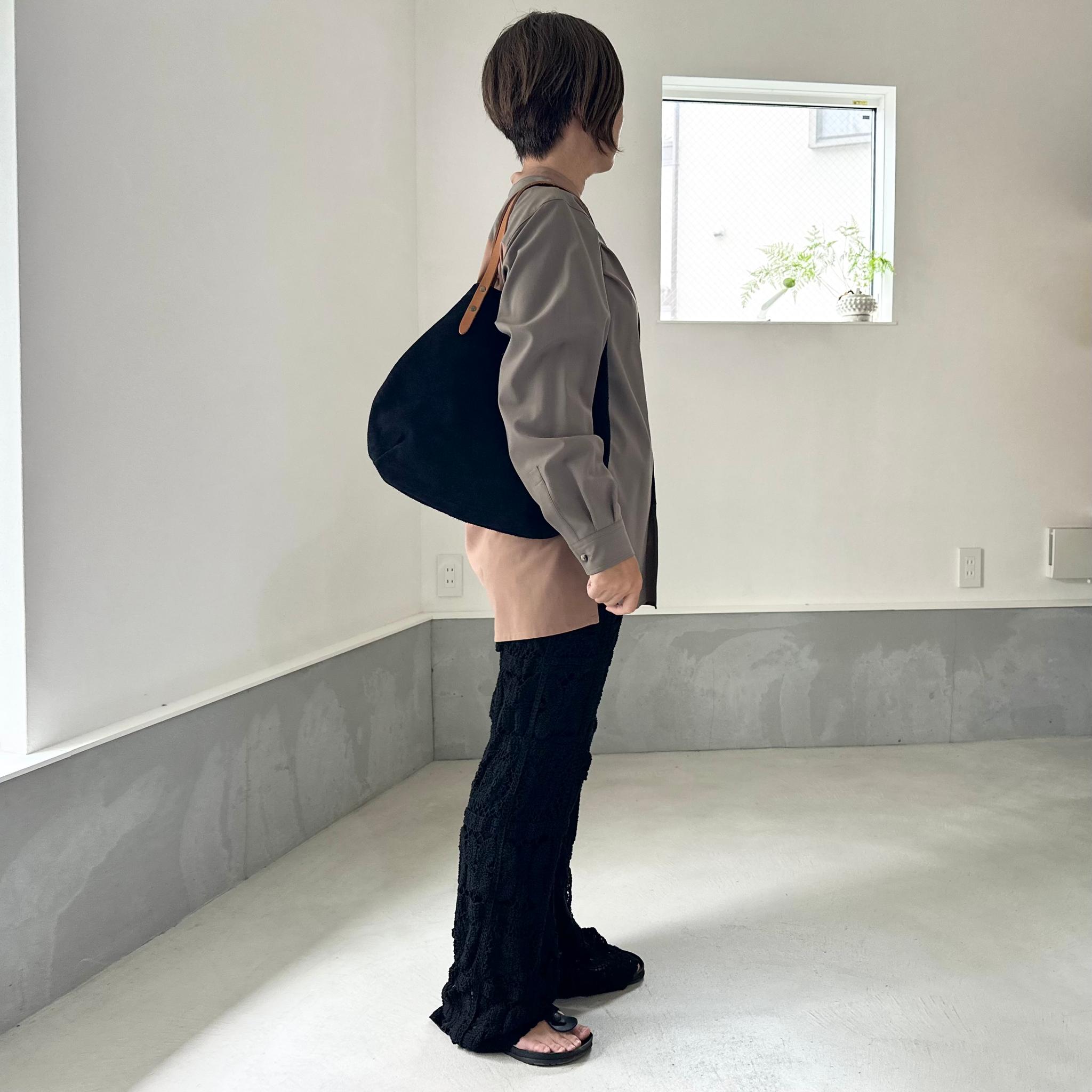 『2025登場Mサイズ』牛床ベロアと極厚オイルヌメの丸型トートバッグ M-size【ワインレッド】 | 19枚目