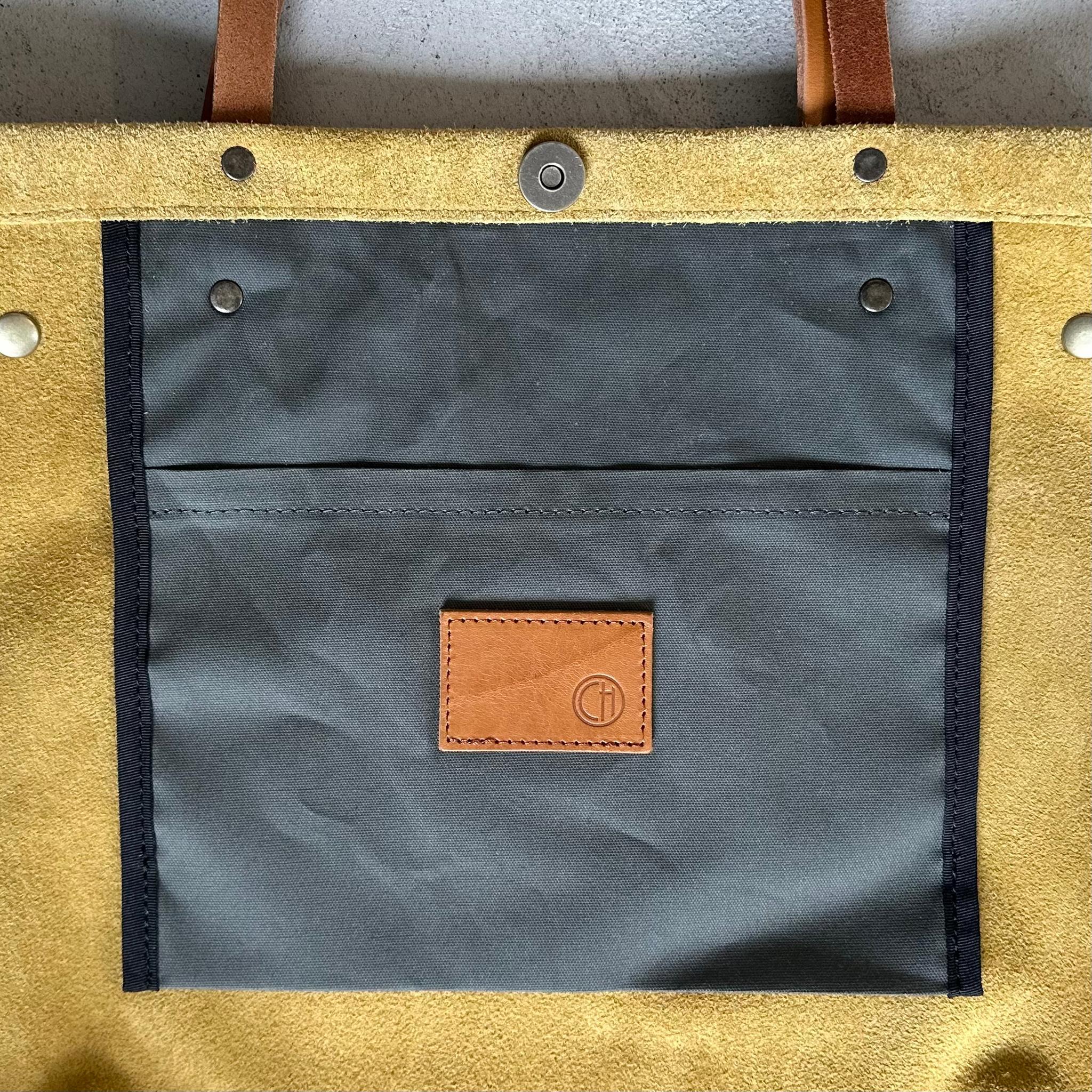 『2025登場Mサイズ』牛床ベロアと極厚オイルヌメの丸型トートバッグ M-size【マスタードイエロー】 | 11枚目