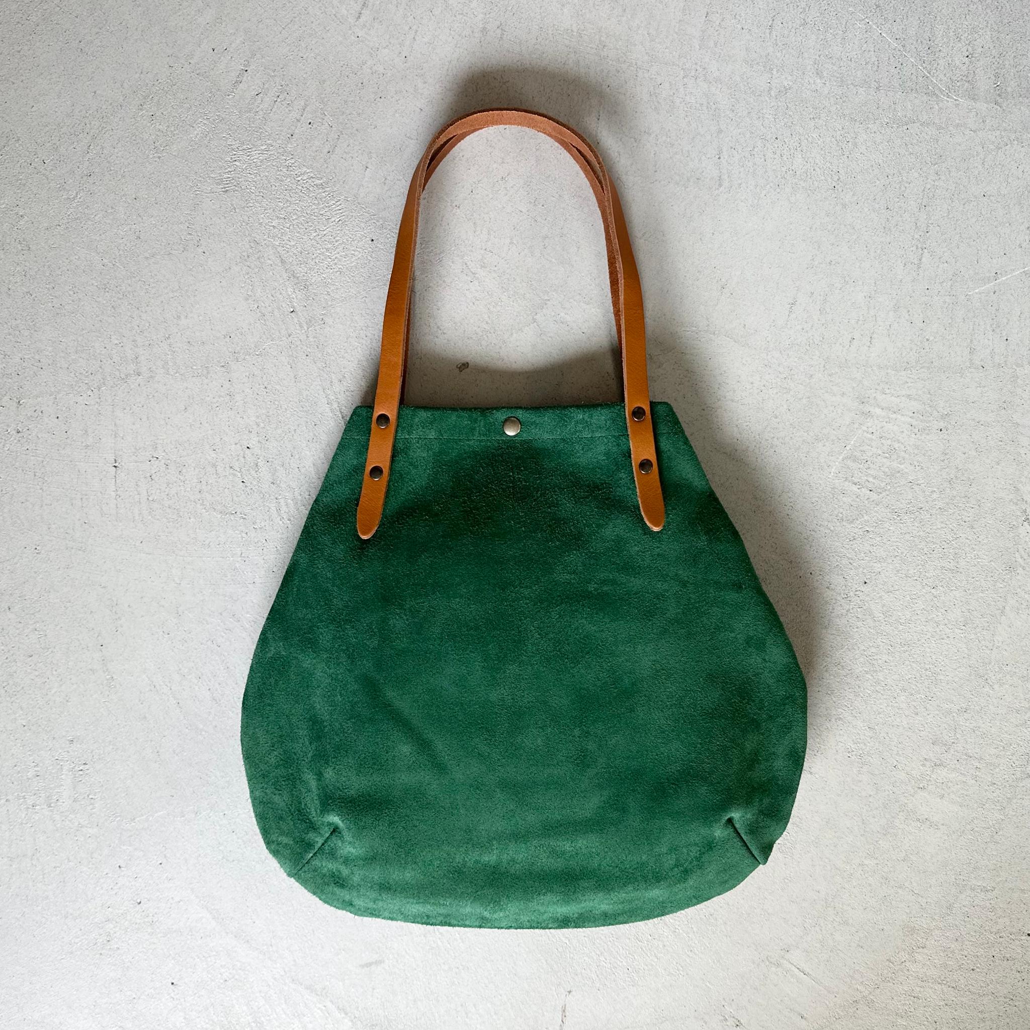 『2025登場Mサイズ』牛床ベロアと極厚オイルヌメの丸型トートバッグ M-size【グリーン】 | 7枚目