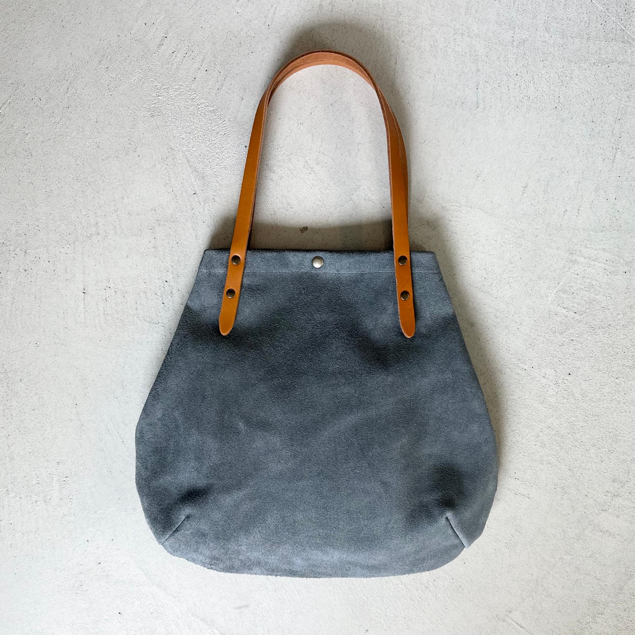 『2025登場Mサイズ』牛床ベロアと極厚オイルヌメの丸型トートバッグ M-size【ブルーグレー】 | 7枚目
