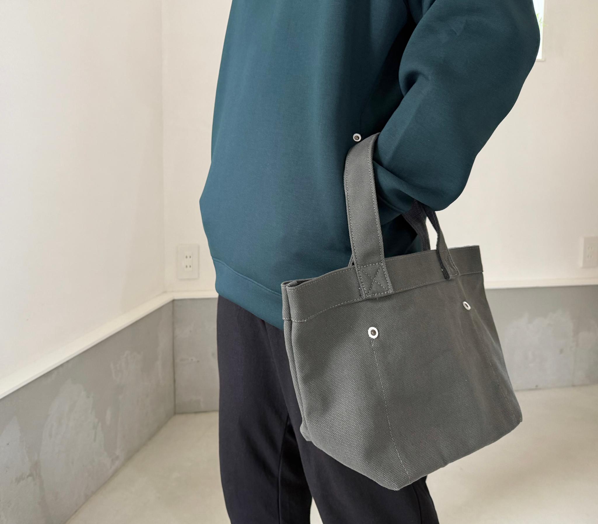 『2025新色』秋〜春まで！【ユニセックス 】ダンボールニット シームポケット付プルオーバーパーカー【モスグリーン】 | 3枚目