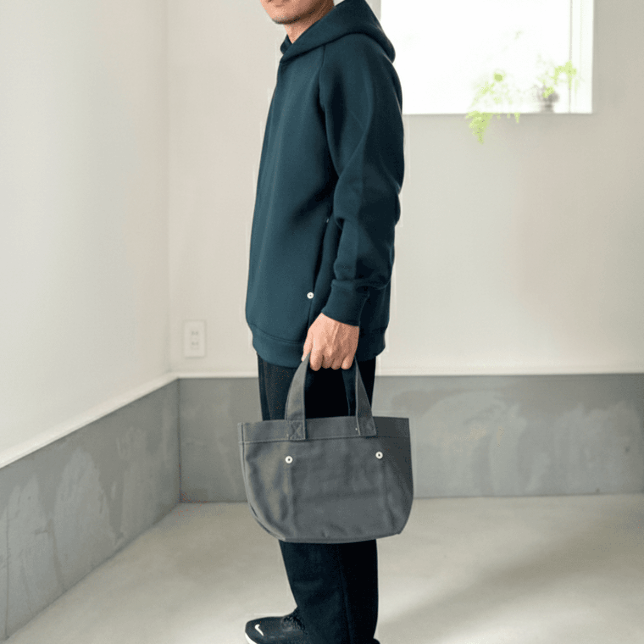 『2025新色』秋〜春まで！【ユニセックス 】ダンボールニット シームポケット付プルオーバーパーカー【グレー】 | 6枚目