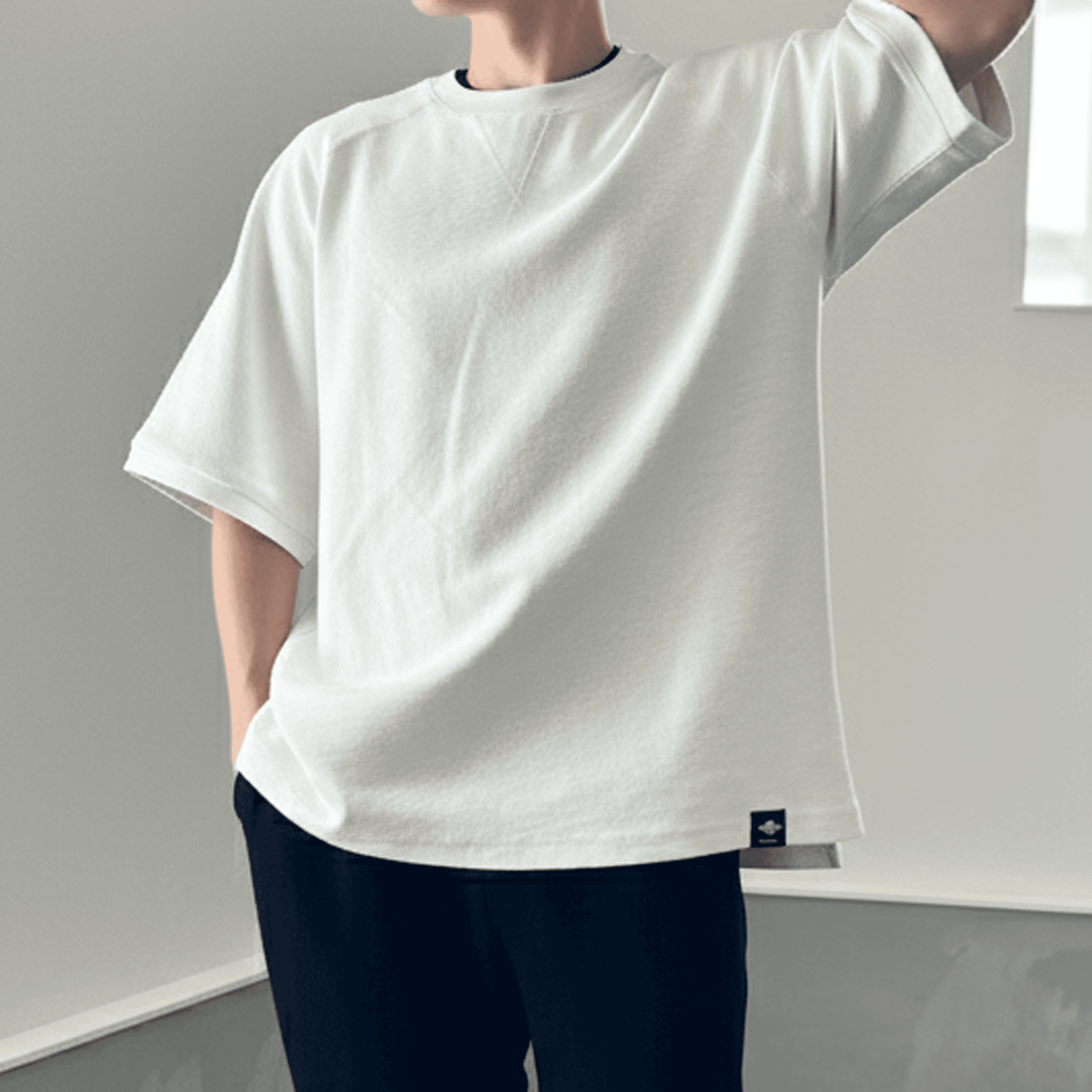 『2025秋♪新作』【ユニセックス】サイドスリット ガゼット付 ラグランスリーブ ビッグシルエットTシャツ【ホワイト】 | 6枚目