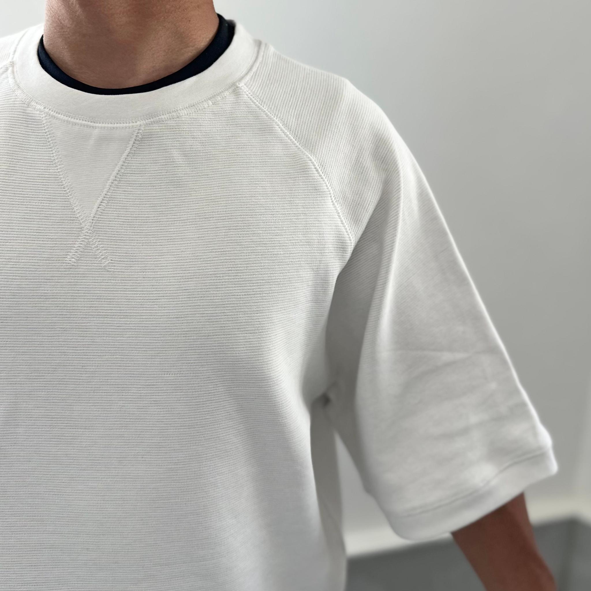 『2025秋♪新作』【ユニセックス】サイドスリット ガゼット付 ラグランスリーブ ビッグシルエットTシャツ【ホワイト】 | 8枚目